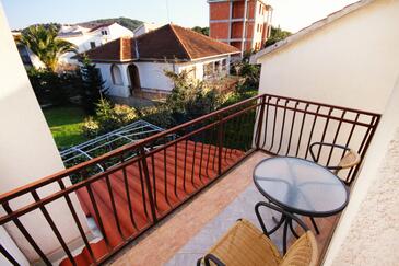 Lejligheder ved havet med pool Okrug Donji, Ciovo - 5244