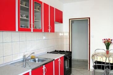 Apartmaji s parkingom Podstrana (Split) - 5250