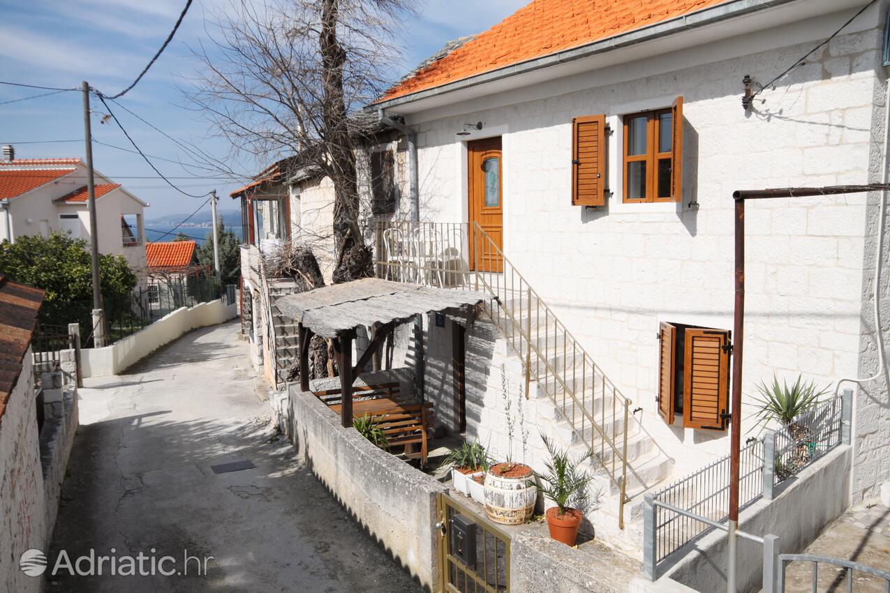 Ferienhaus mit Internet Okrug Gornji, Ciovo - 5253