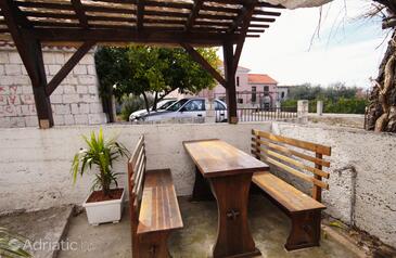 Ferienhaus mit Internet Okrug Gornji, Ciovo - 5253