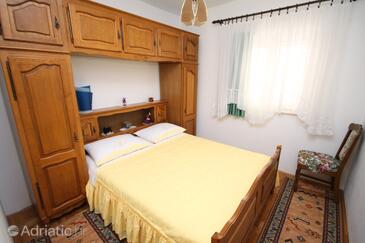 Апартаменти біля моря Бушинці - Bušinci, Чіово - Čiovo - 5256