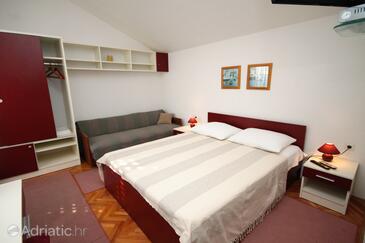 Apartmani uz more Igrane, Makarska - 5266