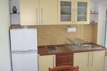 Apartmani uz more Igrane, Makarska - 5266