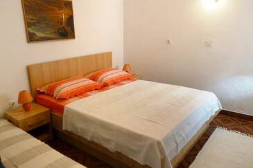 Apartmani uz more Igrane, Makarska - 5266