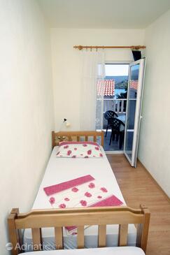 Apartments by the sea Rogoznica - 5269