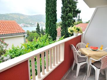 Dvosobni apartman Rogoznica (A-5269-b(