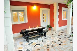 Two bedroom apartment Rogoznica (A-5269-e)