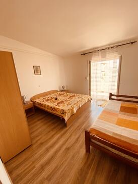Apartments with parking space Metajna, Pag - 527