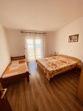 Apartments with parking space Metajna, Pag - 527