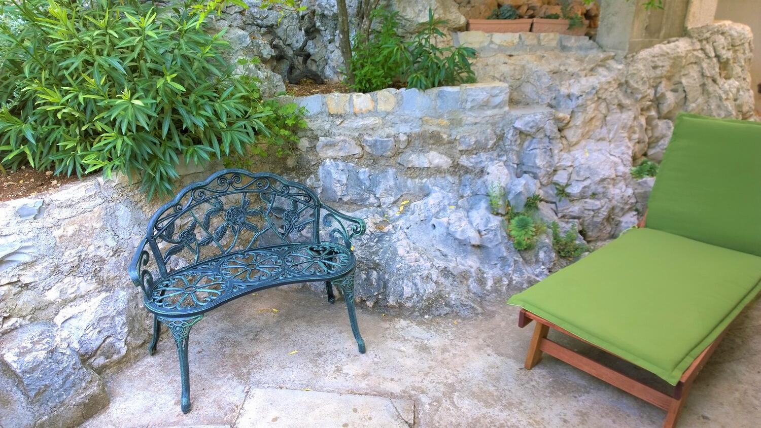 A-5270-b - Privatni smještaj - Apartmani uz more Grebaštica, Šibenik
