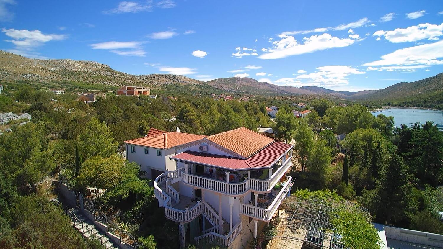 Objekt - Apartmani uz more Grebaštica, Šibenik