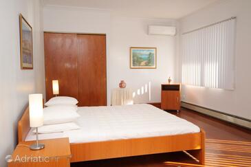 Apartmani uz more Zablaće, Šibenik - 5271