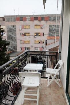 Apartments and rooms with WiFi Split - 5272