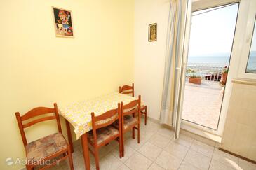 Apartmani uz more Duće, Omiš - 5275