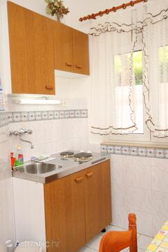 Apartments by the sea Duće, Omiš - 5275