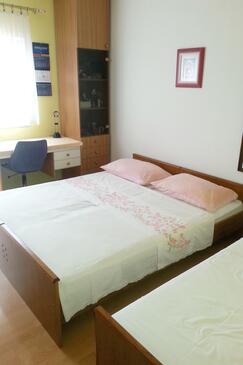 Apartments by the sea Duće, Omiš - 5275