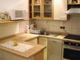 Jadranovo, Kitchen in the apartment, WiFi.