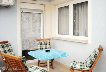 Apartmaji s parkingom Jadranovo, Crikvenica - 5285