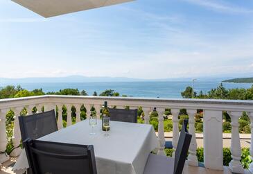 Apartments by the sea Njivice, Krk - 5295