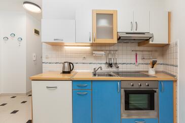 Apartmani uz more Njivice, Krk - 5296