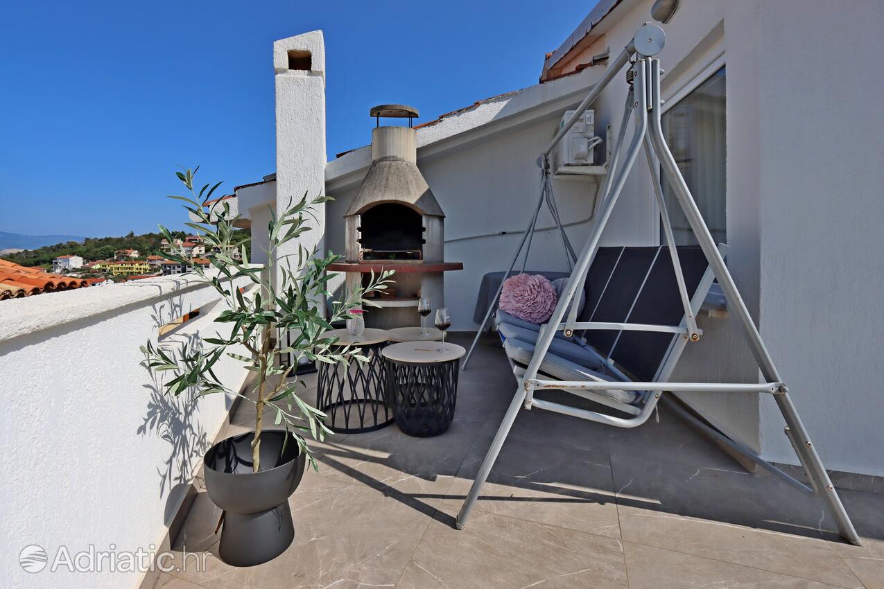 Ferienwohnungen und Zimmer mit Parklplatz Vrbnik, Krk - 5302