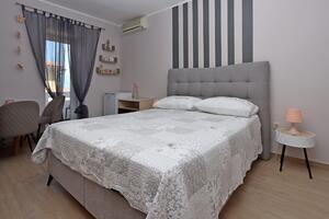 Zimmer Vrbnik, Krk (S-5302-a(