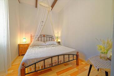 Apartmani s parkingom Županje, Krk - 5307