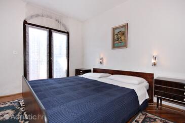 Appartamenti con parcheggio Gnivizze - Njivice, Veglia - Krk - 5312