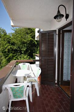 Appartamenti con parcheggio Gnivizze - Njivice, Veglia - Krk - 5312