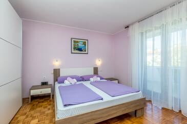 Apartmaji s parkingom Vantačići, Krk - 5313