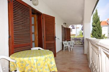 Ferienwohnungen mit Parkplatz Porat, Krk - 5322