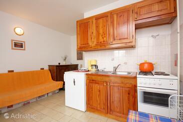 Ferienwohnungen mit Parkplatz Porat, Krk - 5322