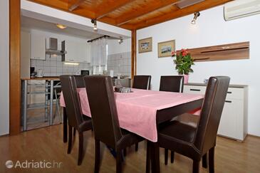 Apartamenty nad morzem Punat, Krk - 5328