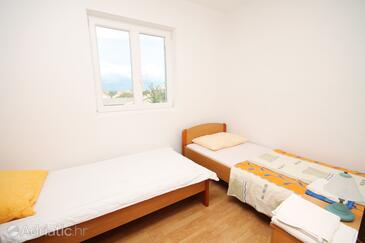 Ferienwohnungen mit Parkplatz Baska, Krk - 5330