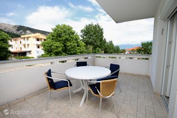 Ferienwohnungen mit Parkplatz Baska, Krk - 5330