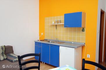 Apartments with parking space Baška, Krk - 5342