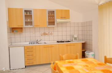 Apartments with parking space Punat, Krk - 5343