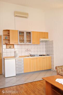 Apartamente cu parcare Punat, Krk - 5343