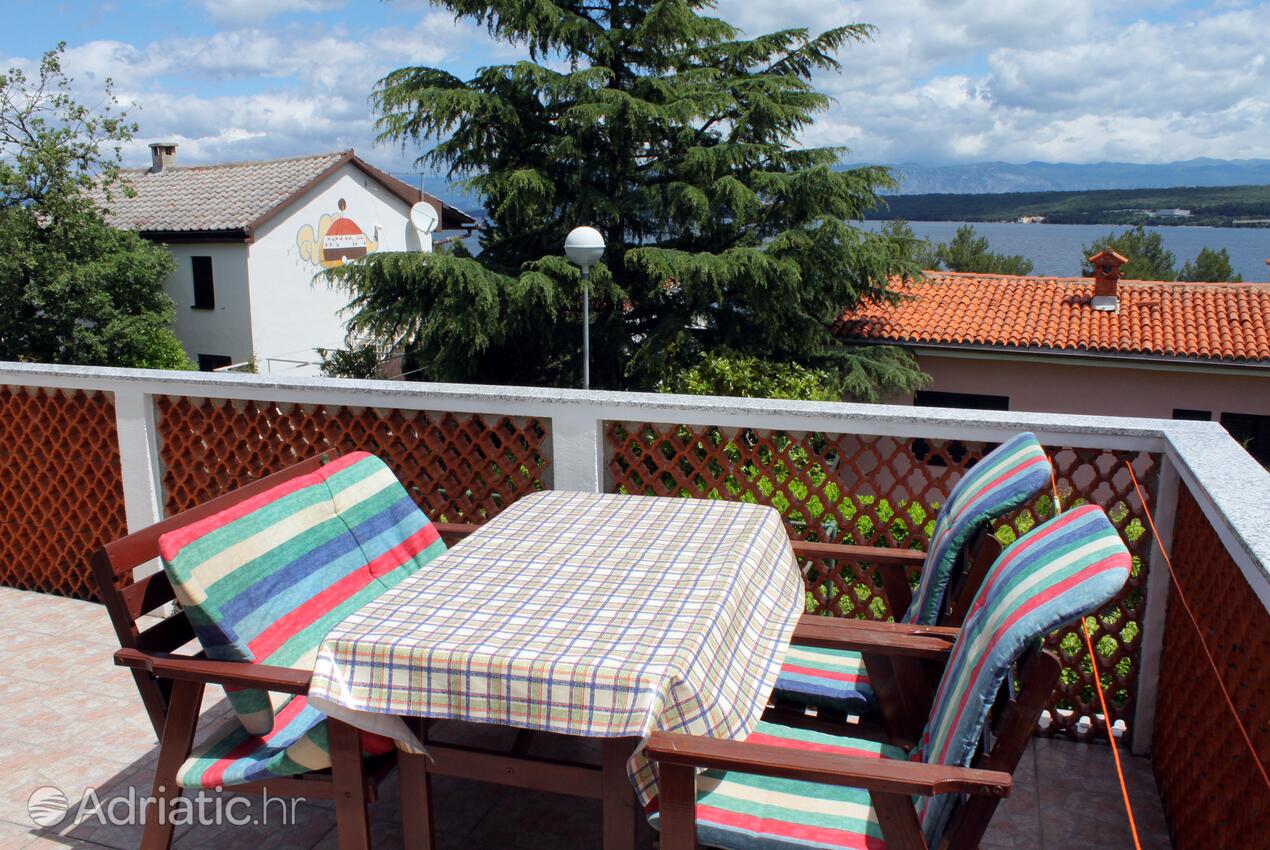 Apartments by the sea Vantačići, Krk - 5347