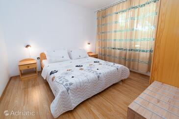 Apartmani uz more Punat, Krk - 5351