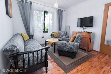 Apartmani uz more Punat, Krk - 5351