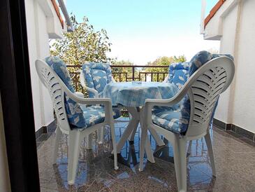 Ferienwohnungen mit Parkplatz Malinska, Krk - 5353