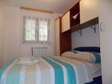 Leiligheter med parkering Malinska, Krk - 5353