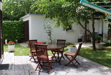 Apartmani s parkingom Vantačići, Krk - 5356