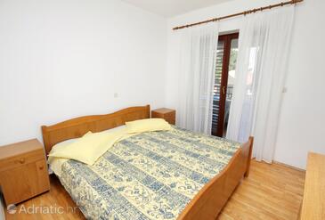 Pokoje se soukromým parkovištěm Krk - 5369
