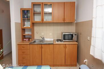 Apartmanok parkolóhellyel Punat, Krk - 5373