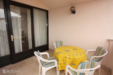 Apartments with parking space Punat, Krk - 5375