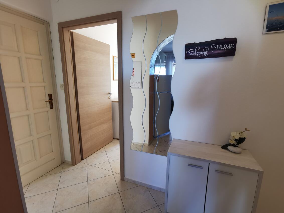 A-5378-a - Alloggi privati - Appartamenti con piscina Ponte - Punat, Veglia - Krk