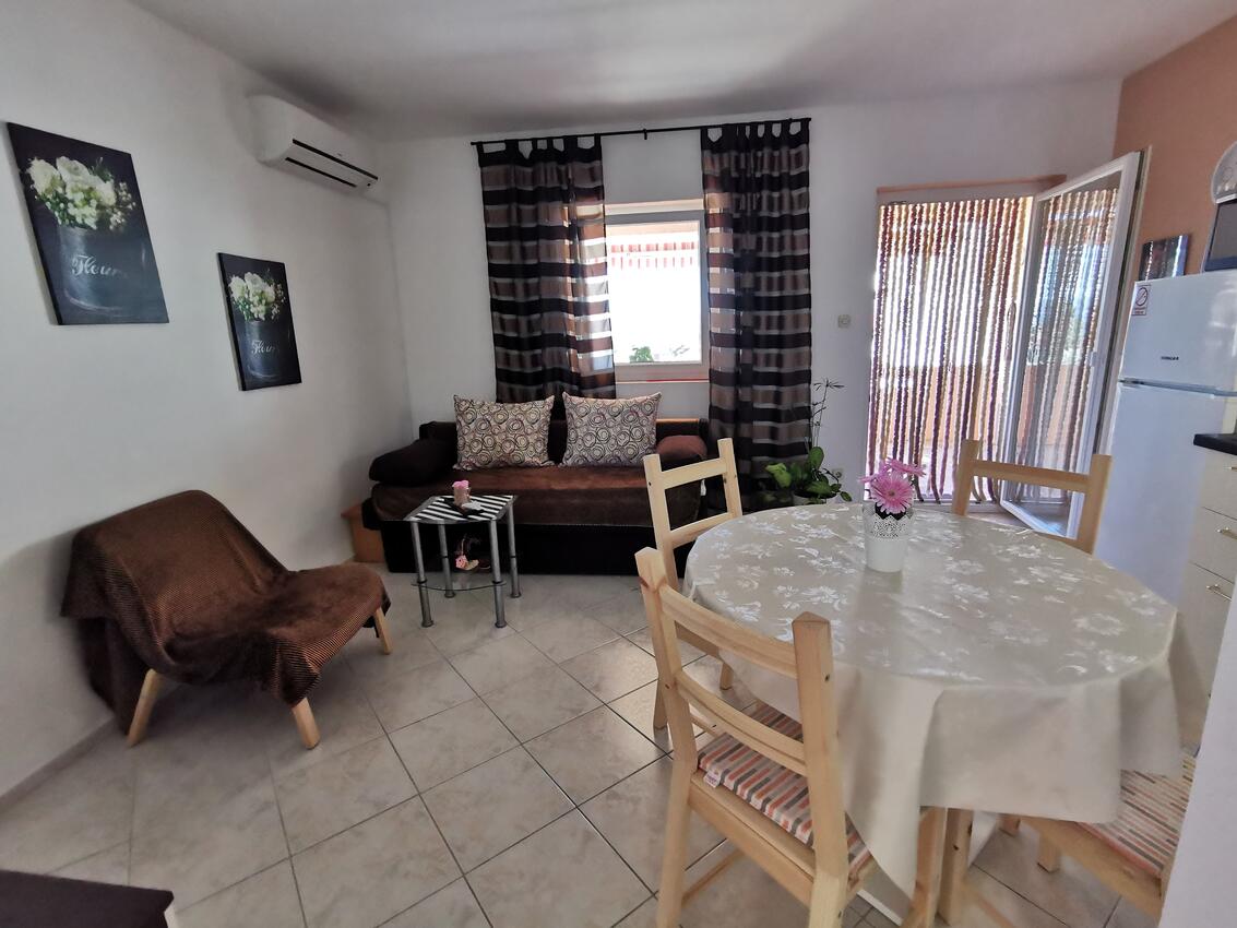 A-5378-b - Alloggi privati - Appartamenti con piscina Ponte - Punat, Veglia - Krk