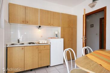 Apartmani i sobe s parkingom Njivice, Krk - 5398